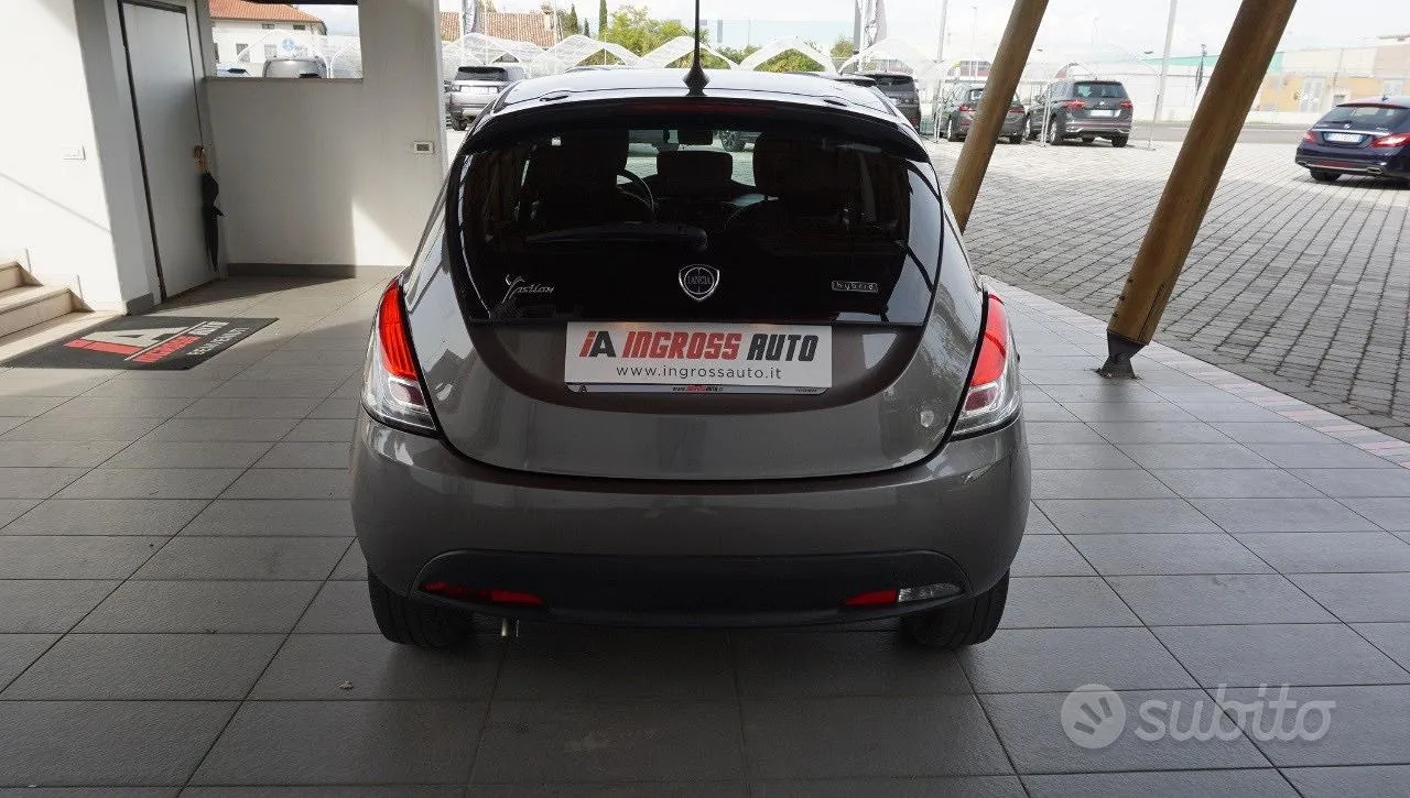Lancia Ypsilon 2023 photo 4
