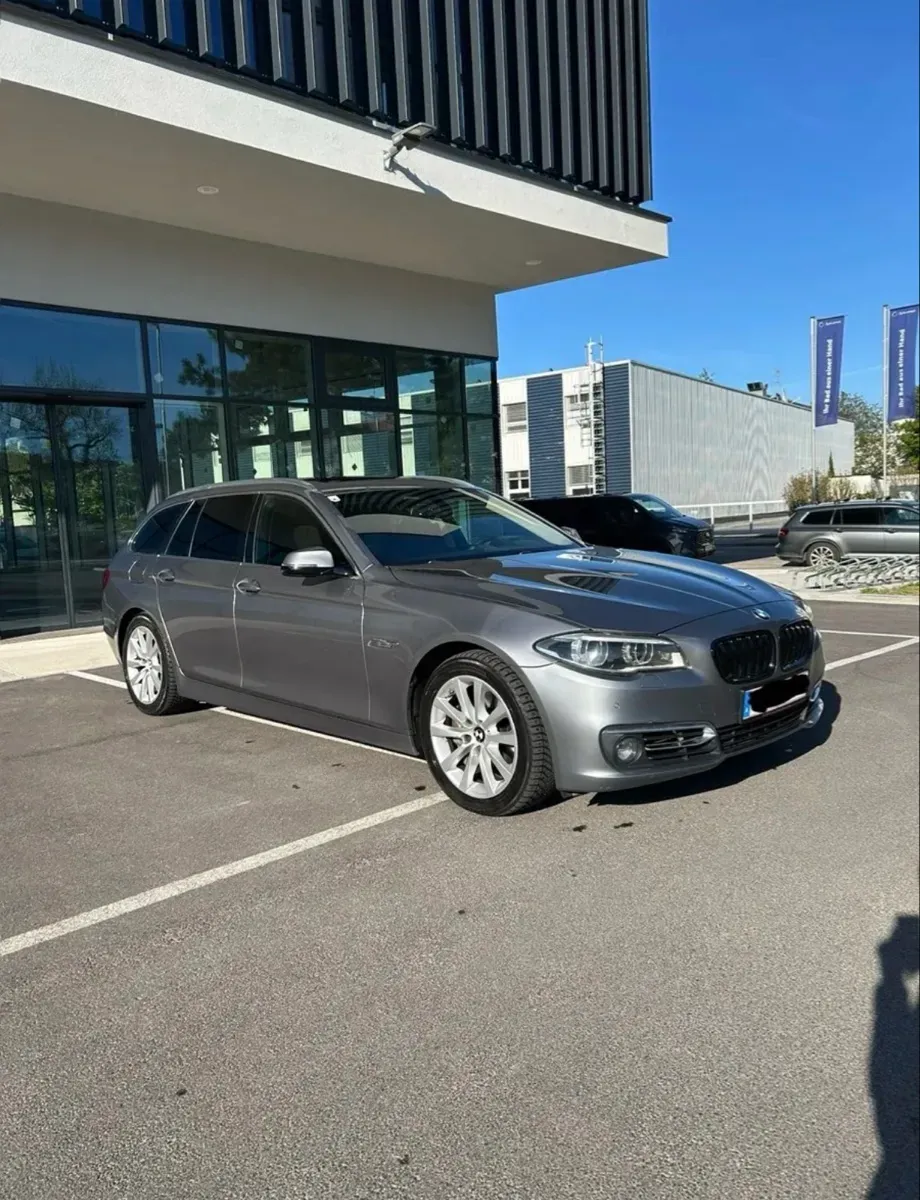 BMW 5 Series 2016 photo 3