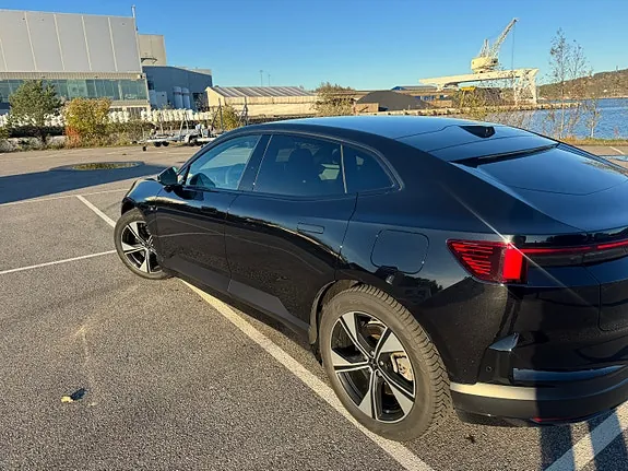 Polestar 4 2025 photo 3