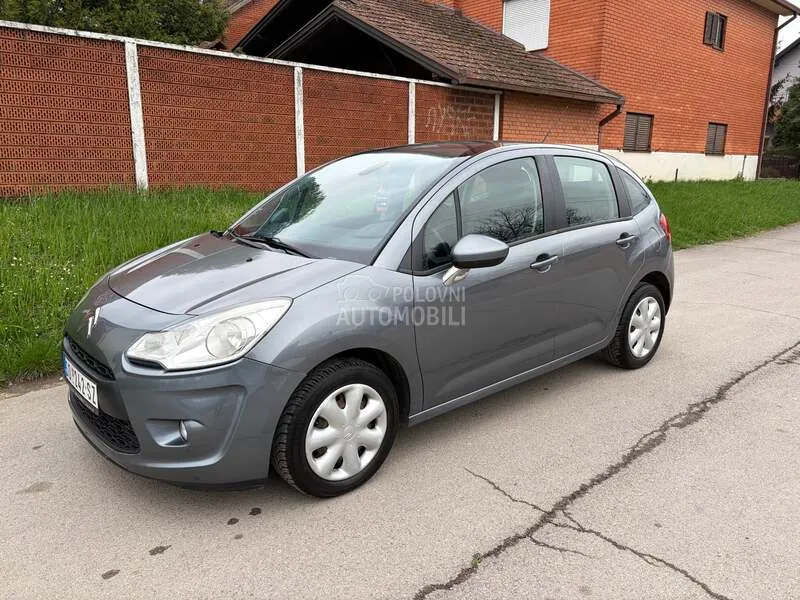 Citroen C3 2010 photo 2