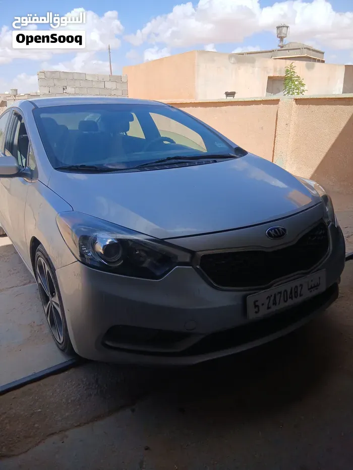 Kia Forte 2014 photo 2