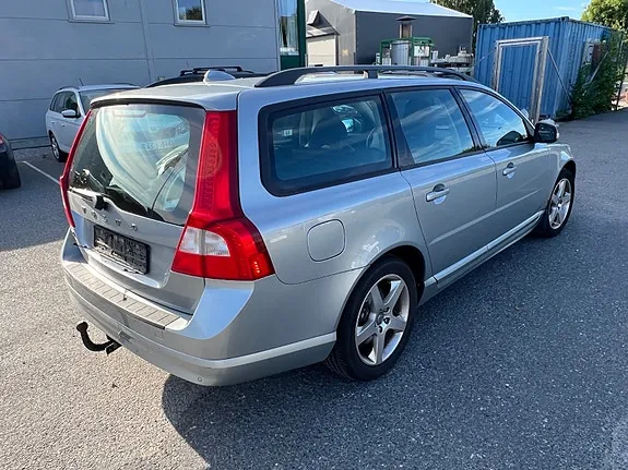 Volvo V70 2009 photo 5