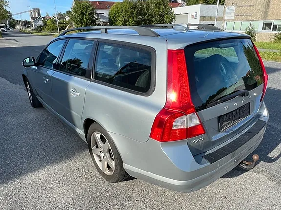 Volvo V70 2009 photo 4