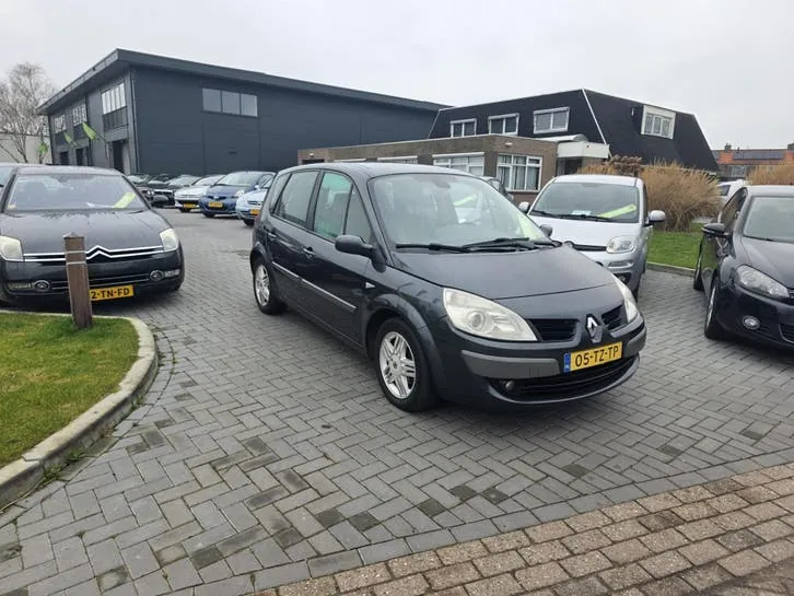 Renault Scenic 2007 photo 2