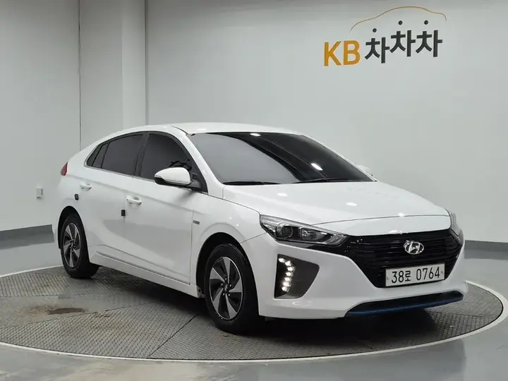 Hyundai Ioniq 2016 photo 4