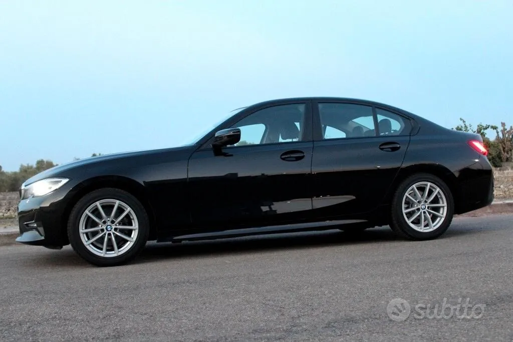 BMW 3 Series 2021 photo 2