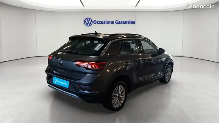 Volkswagen T-Roc 2023 photo 5