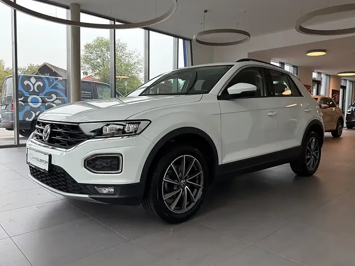 Volkswagen T-Roc 2020 photo 3