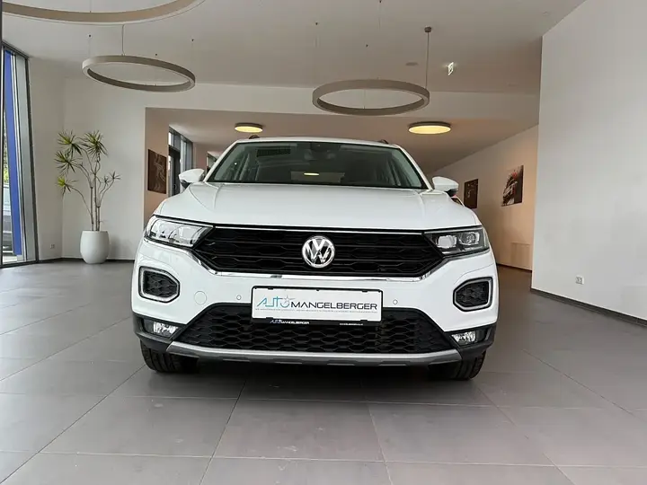 Volkswagen T-Roc 2020 photo 2