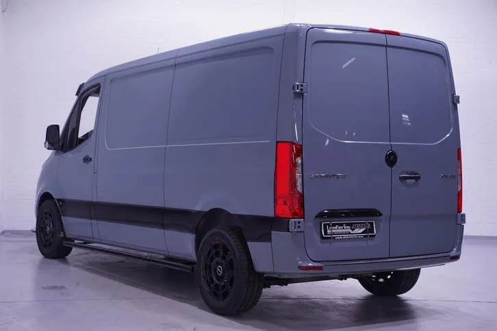 Mercedes-Benz Sprinter 2024 photo 3