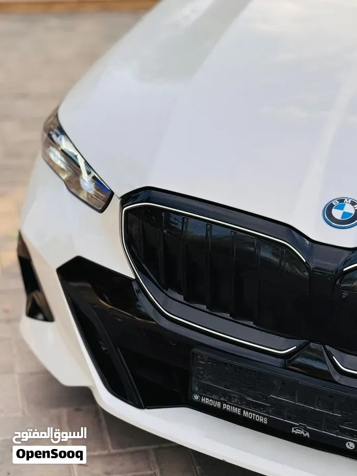 BMW 5 Series 2024 photo 2