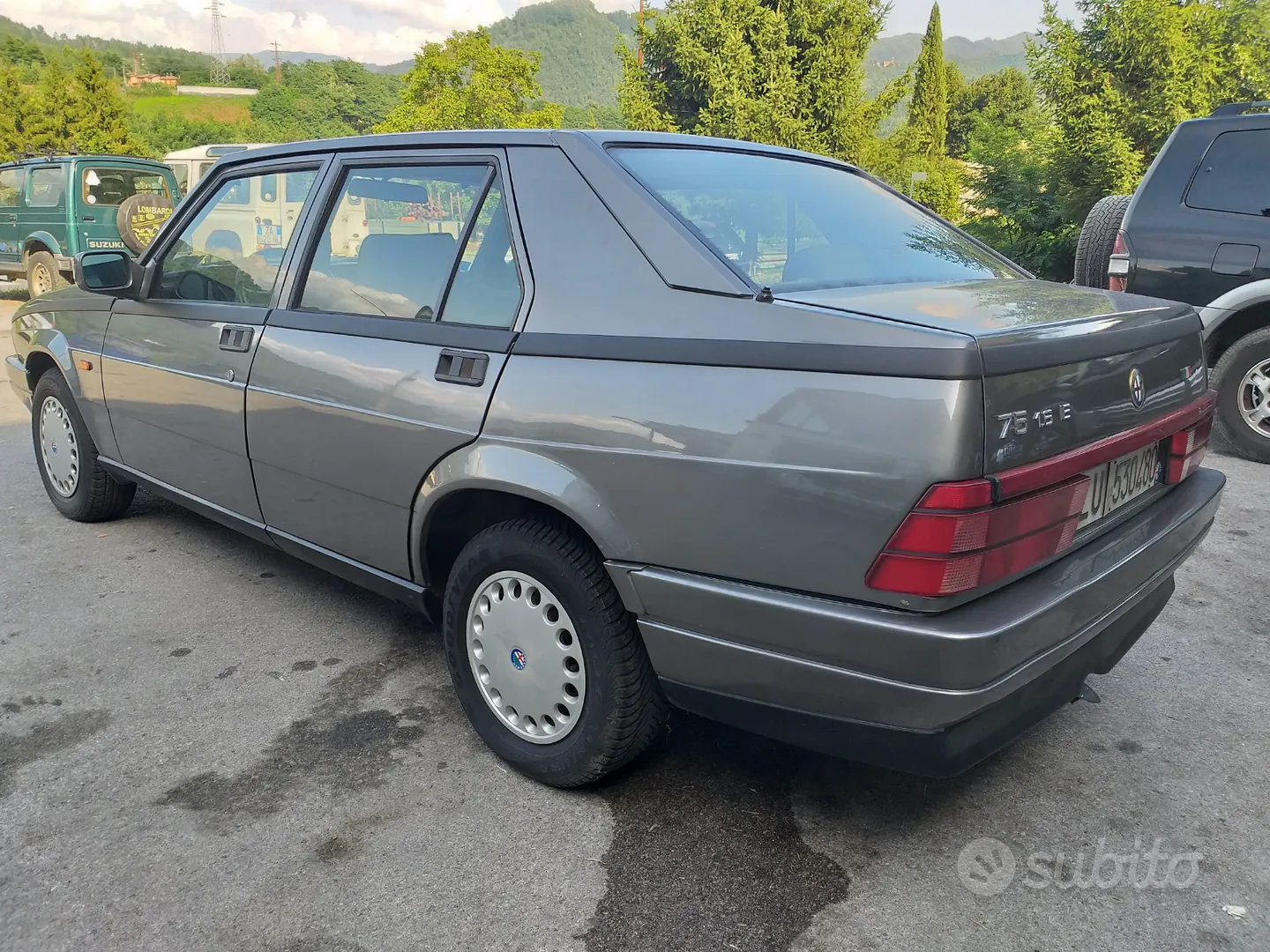 Alfa Romeo 75 1991 photo 3
