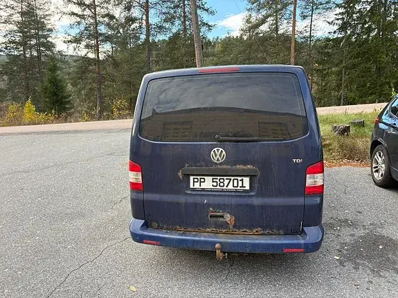 Volkswagen Caravelle 2004 photo 3