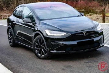 Tesla Model X 2023 photo 3