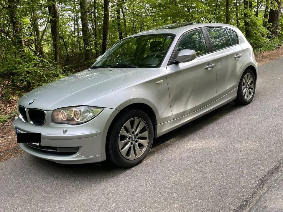 BMW 118I E87