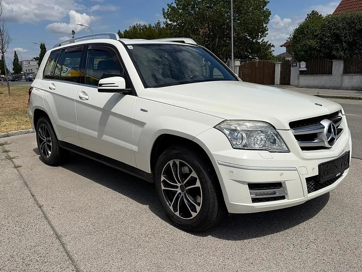 Mercedes-Benz Glk Class 2011 photo 2