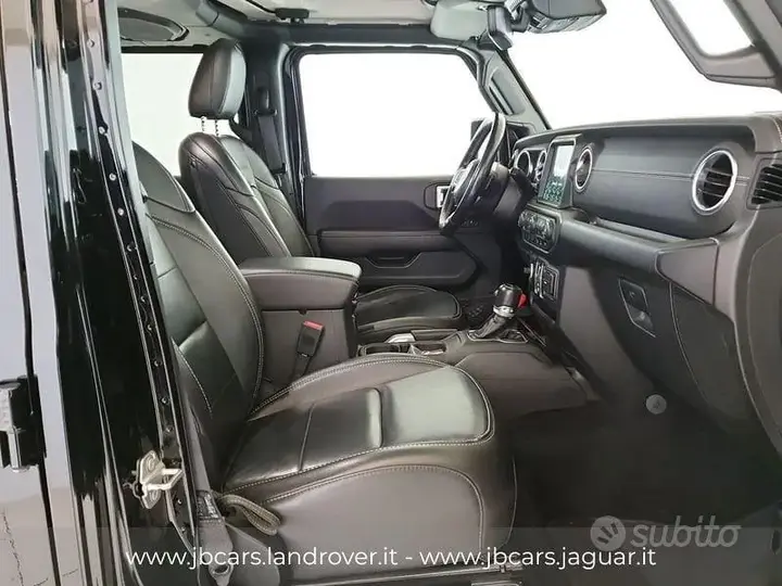 Jeep Wrangler Unlimited 2022 photo 3
