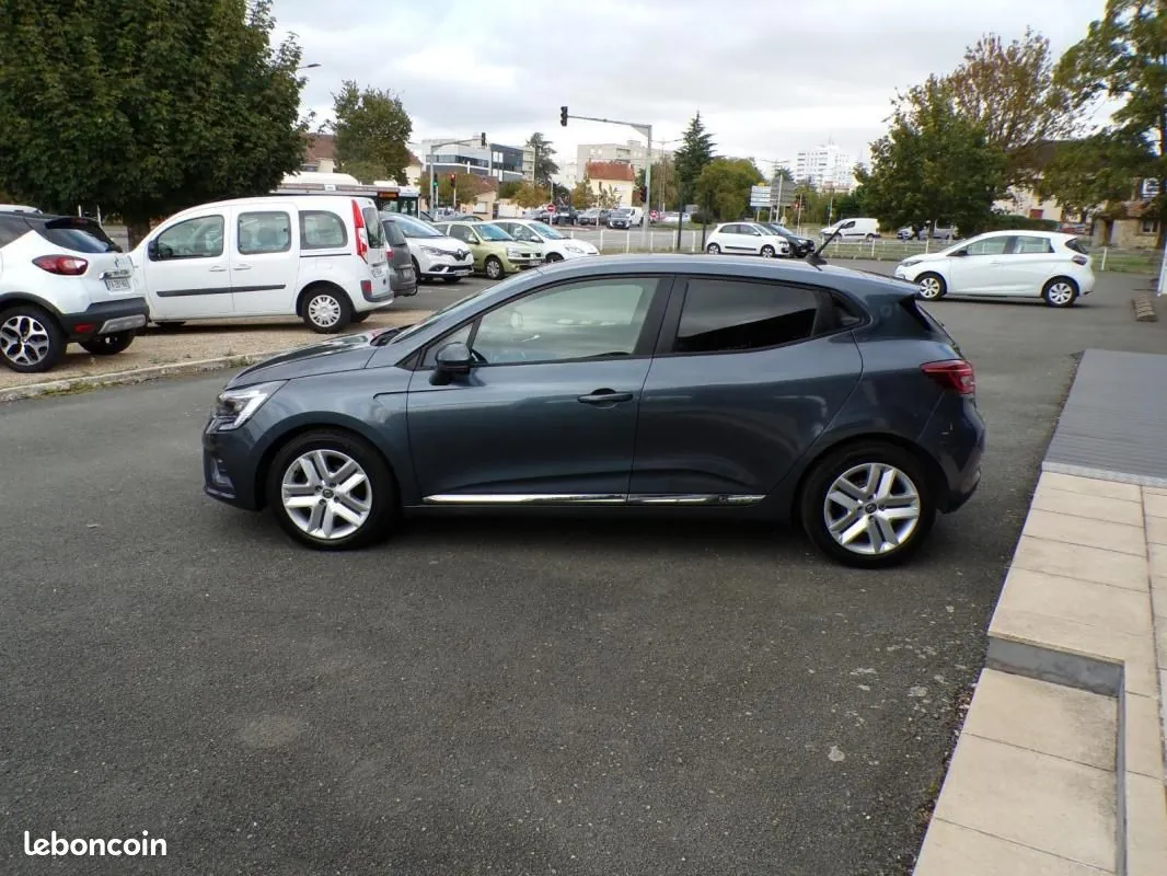 Renault Clio 2019 photo 3