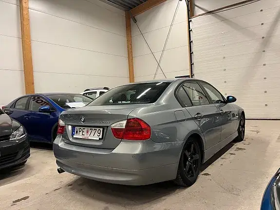 BMW 320I 2005 photo 3