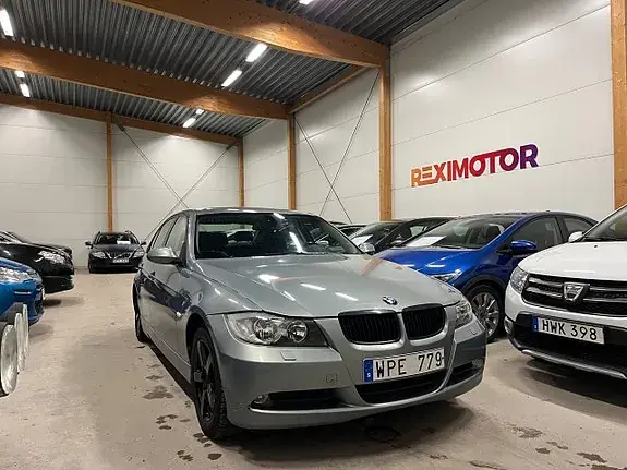 BMW 320I