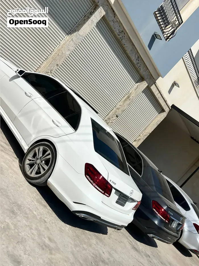 Mercedes-Benz E-Class 2016 photo 2