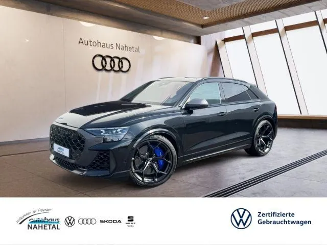 Audi Rsq8