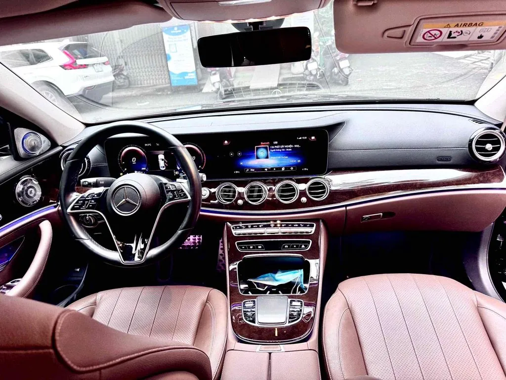 Mercedes-Benz E-Class 2021 photo 3