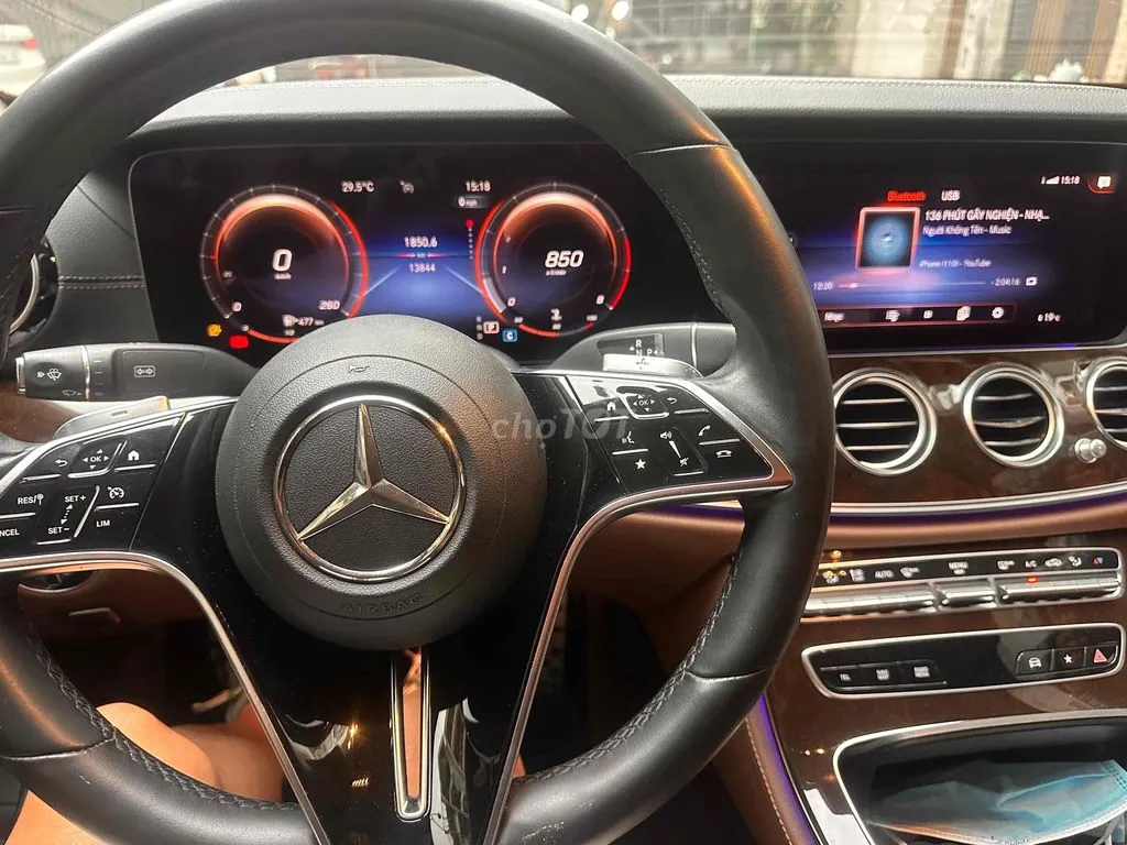 Mercedes-Benz E-Class 2021 photo 2