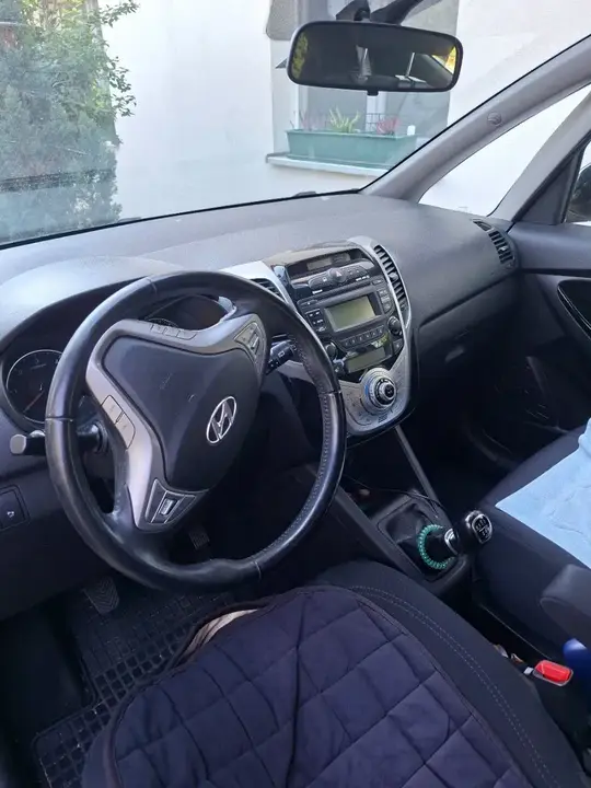 Hyundai Ix20 2015 photo 3