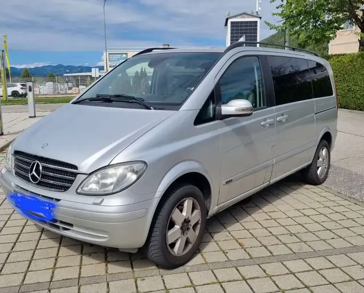 Mercedes-Benz Viano 2008 photo 2