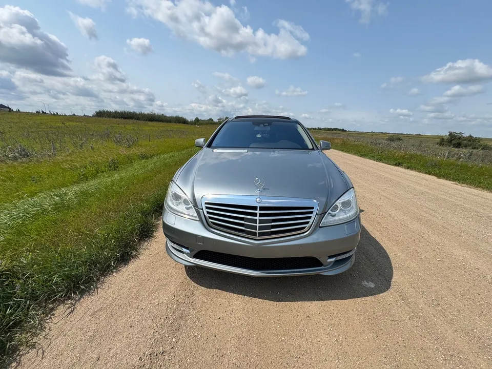 Mercedes-Benz S-Class 2013 photo 4