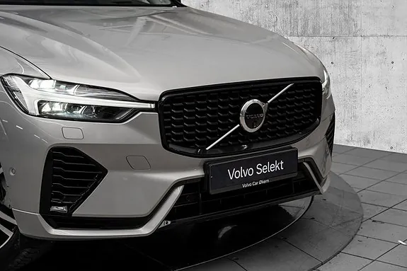 Volvo Xc60 2025 photo 2