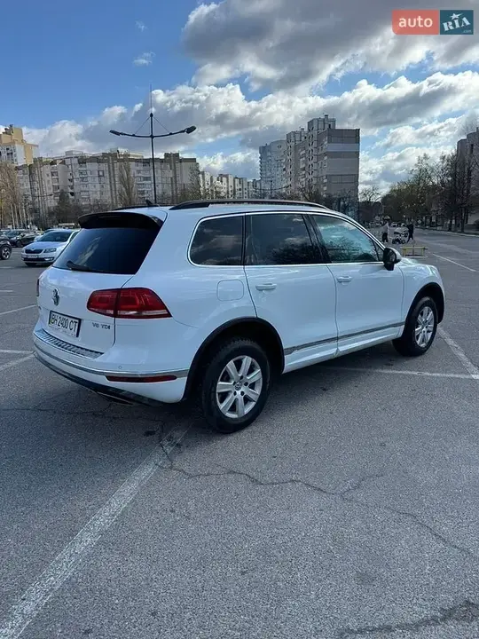 Volkswagen Touareg 2017 photo 4