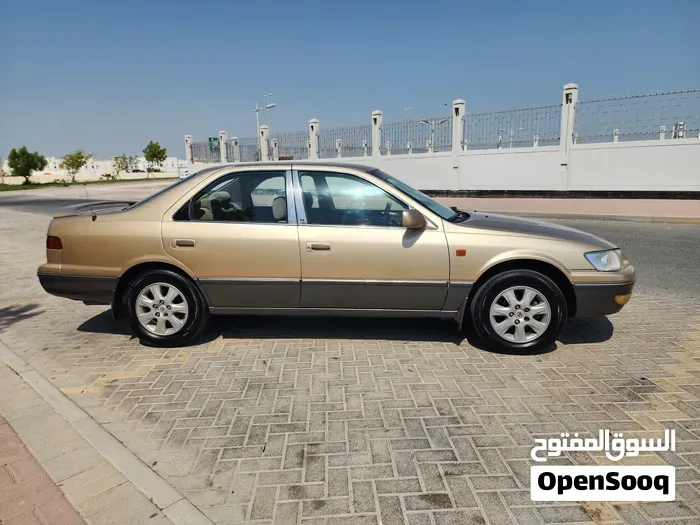 Toyota Camry 2000 photo 2