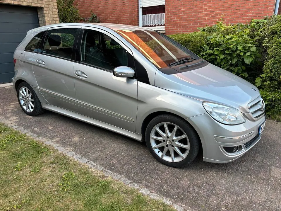Mercedes-Benz B 150