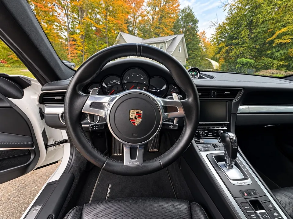 Porsche 911 2012 photo 5