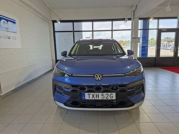 Volkswagen T-Roc 2026 photo 2