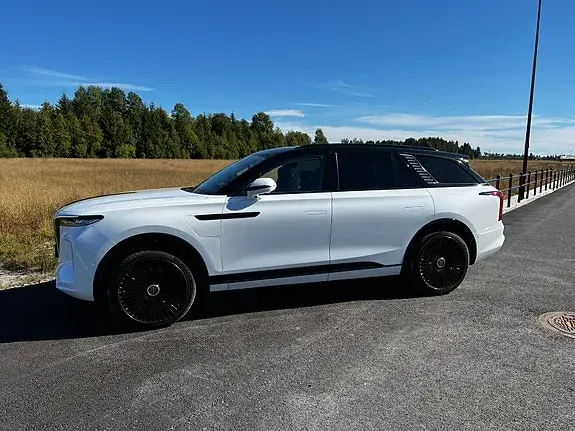 Hongqi E-Hs9