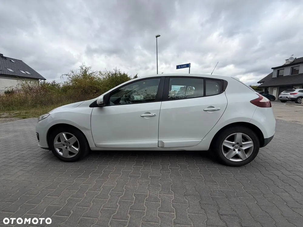 Renault Megane 2015 photo 4