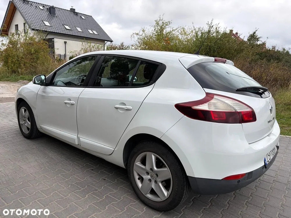 Renault Megane 2015 photo 5