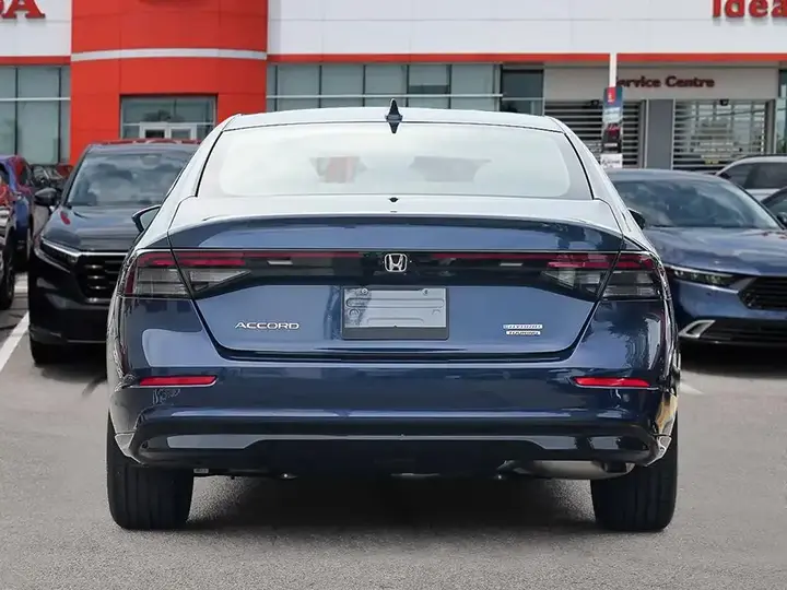 Honda Accord 2026 photo 5
