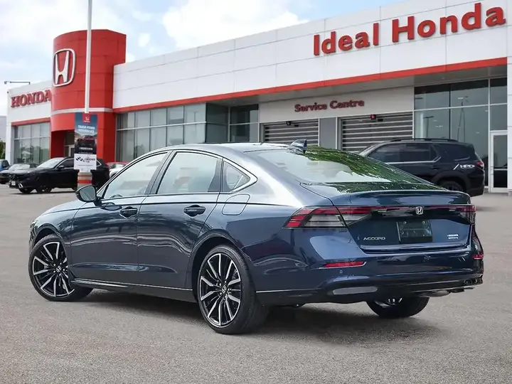 Honda Accord 2026 photo 4