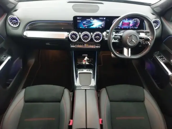 Mercedes-Benz Glb 2025 photo 3