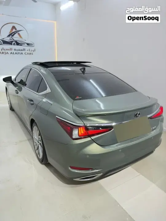 Lexus Es350 2019 photo 3