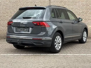 Volkswagen Tiguan 2022 photo 2