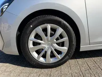 Opel Corsa 2024 photo 3