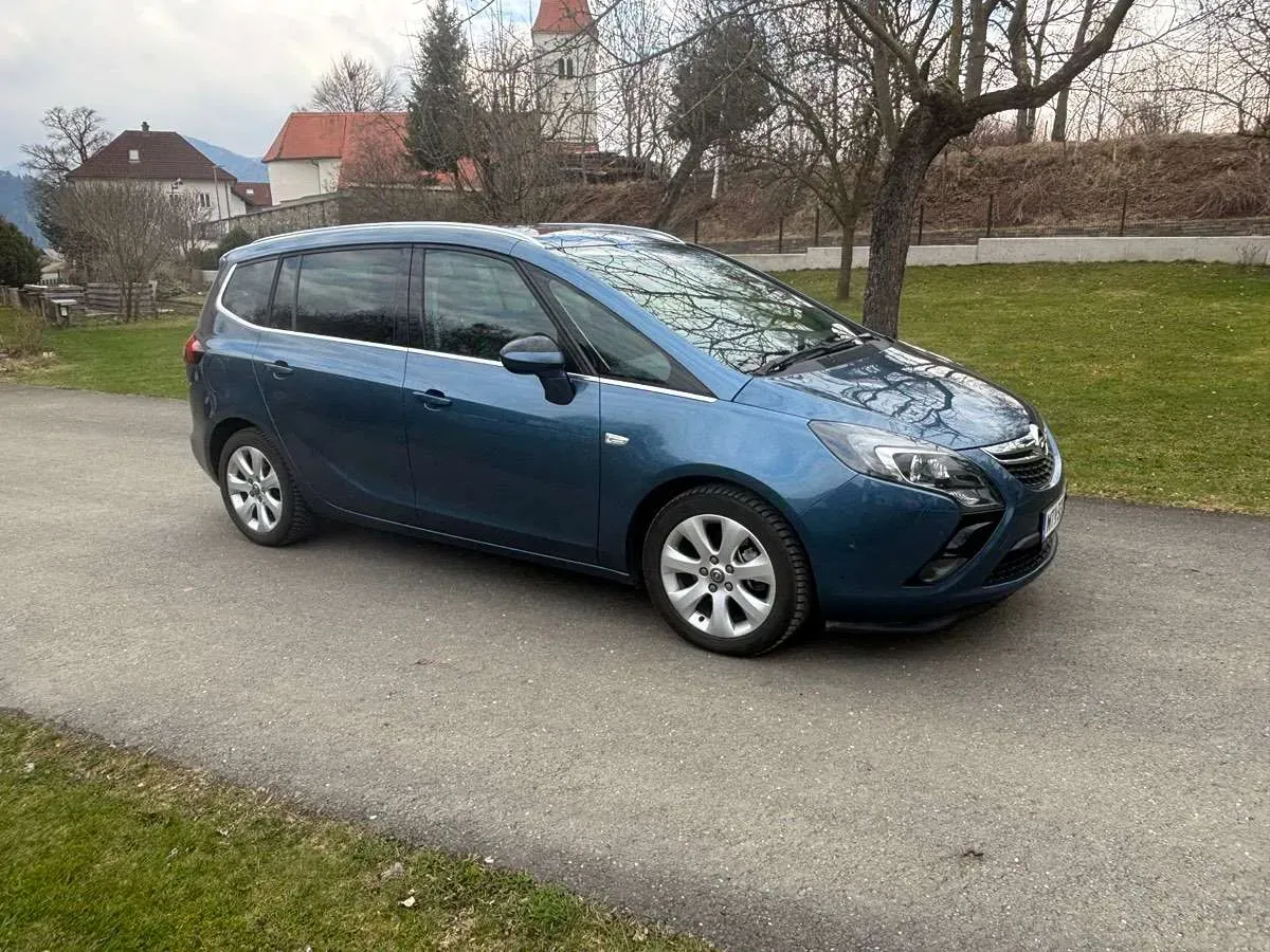 Opel Zafira Tourer