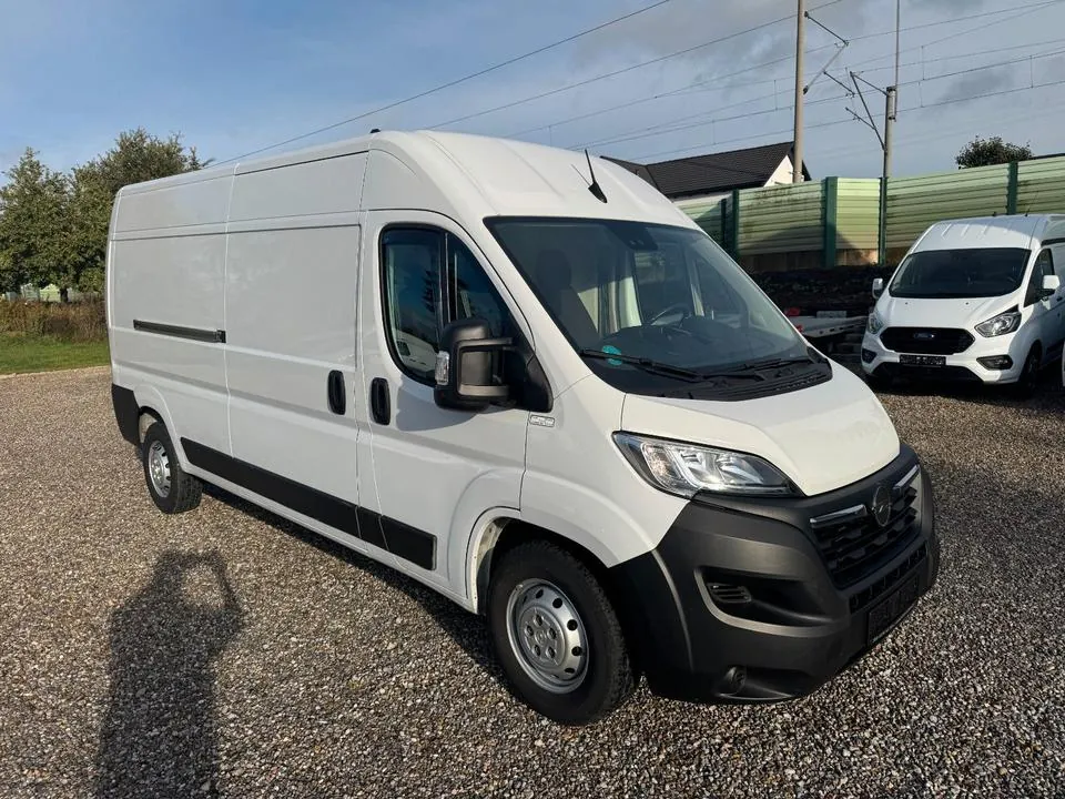 Opel Movano