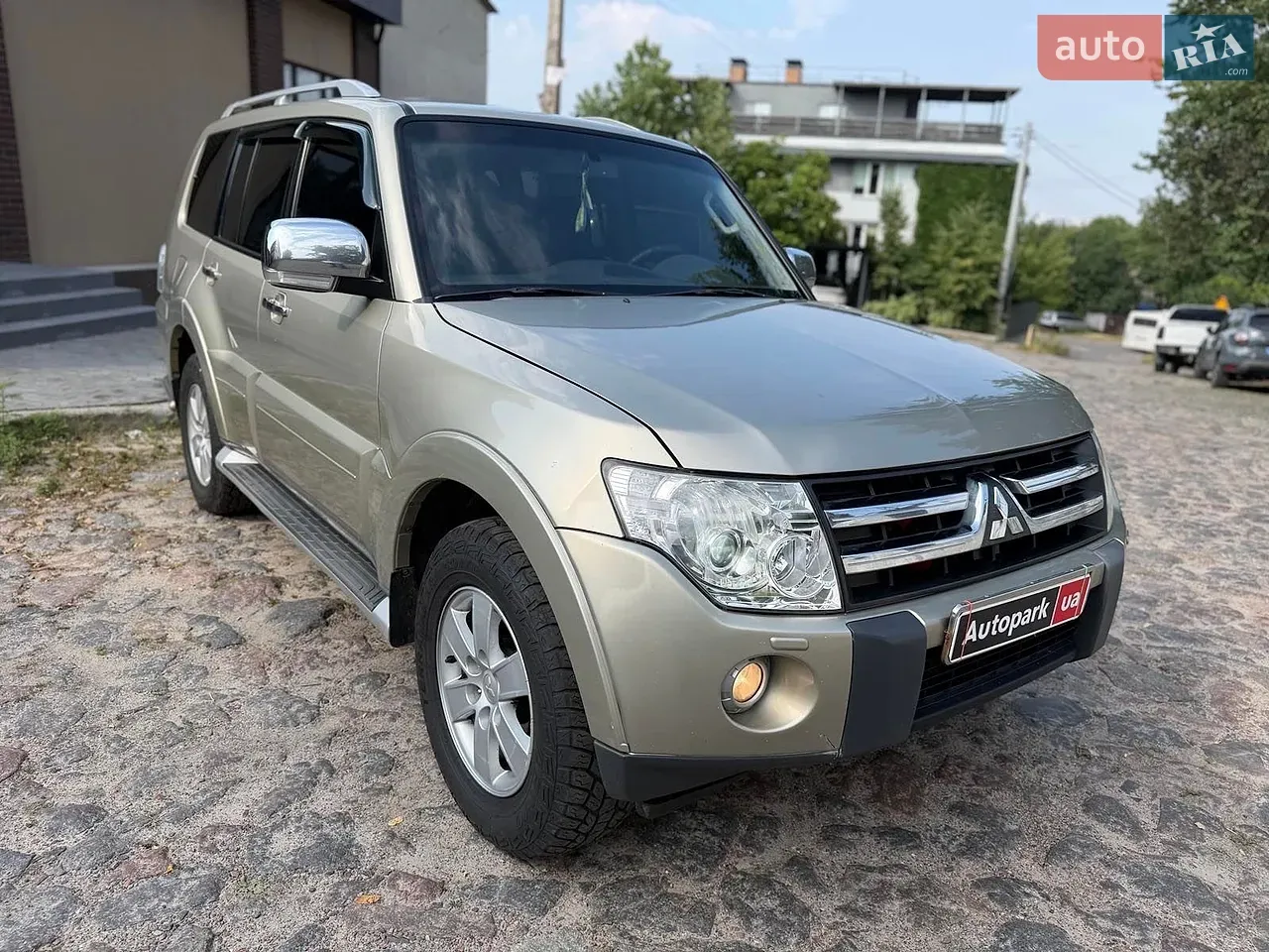 Mitsubishi Pajero Wagon 2008 photo 4