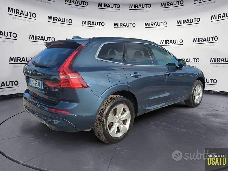 Volvo Xc60 2023 photo 4